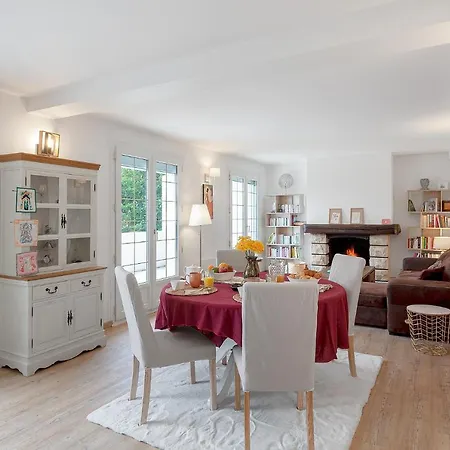 Guest house Au Domaine Cru